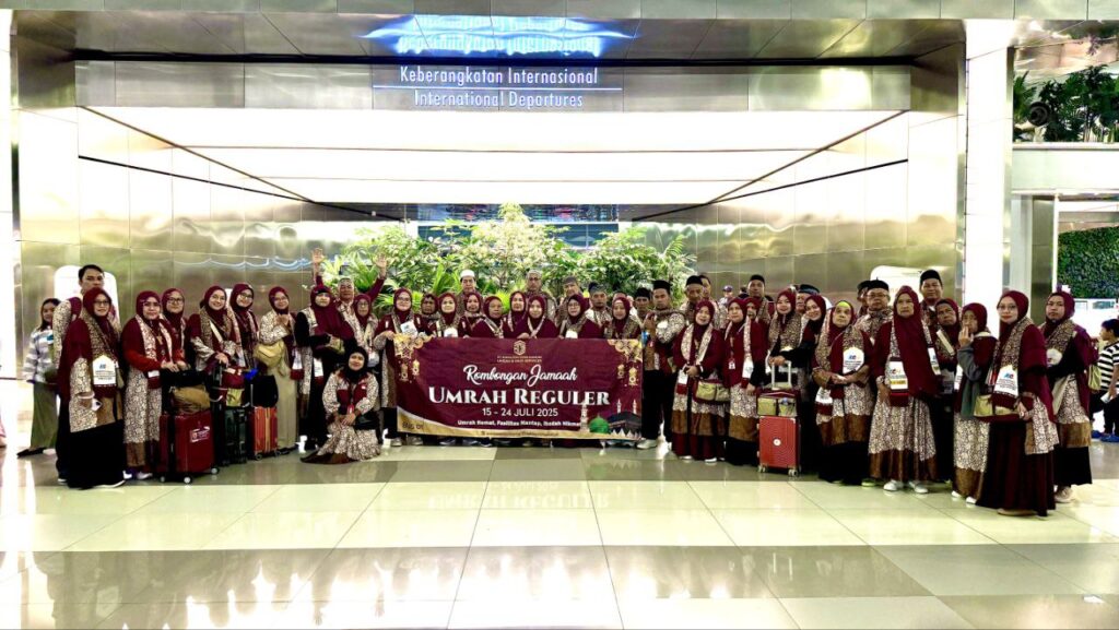 keberangkatan jamaah KCM